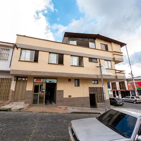 Ayenda Parque Del Quindio Hotel Armenia  Exterior photo